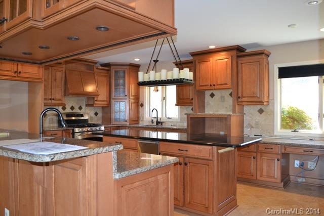 1440 Barron Point Road Rock Hill, SC 29732 - Photo 4 of 24 Gallery Image 4