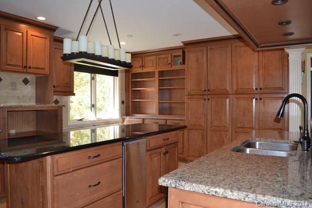 1440 Barron Point Road Rock Hill, SC 29732 - Photo 5 of 24 Gallery Image 5