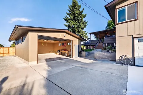 $1,375,000 | 4657 North Lexington Street, Tacoma, WA 98407