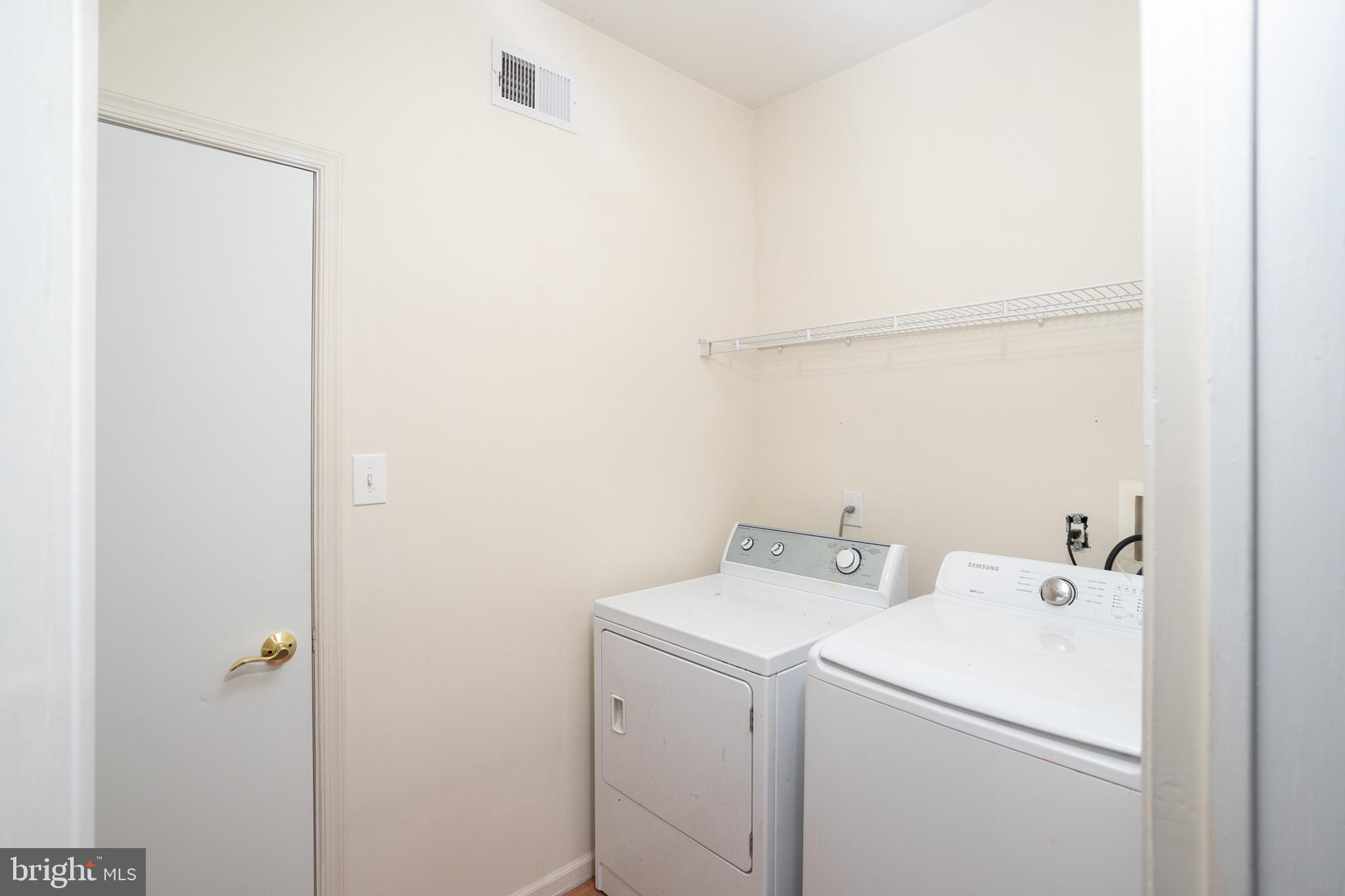 79 Cayuga Road Bordentown, NJ 08505 - Photo 18 of 34 Gallery Image 18