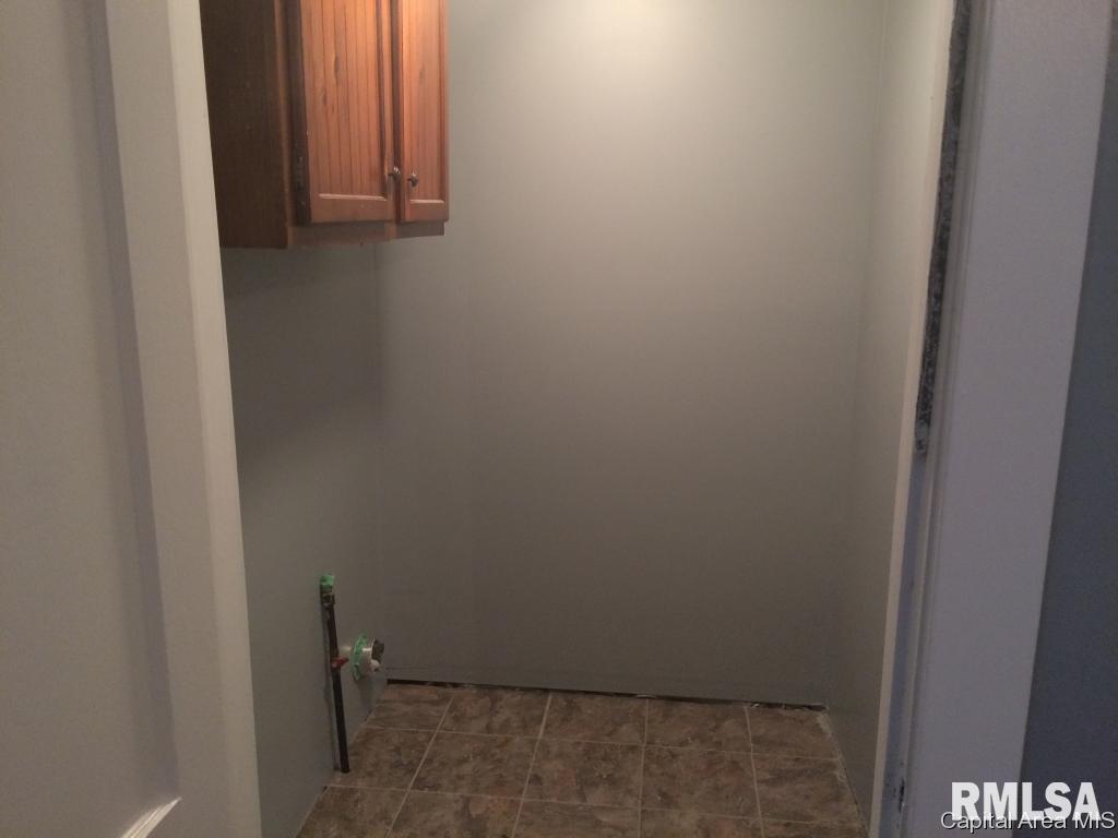 1316 East Reservoir Street Springfield, IL 62702 - Photo 6 of 15 Gallery Image 6