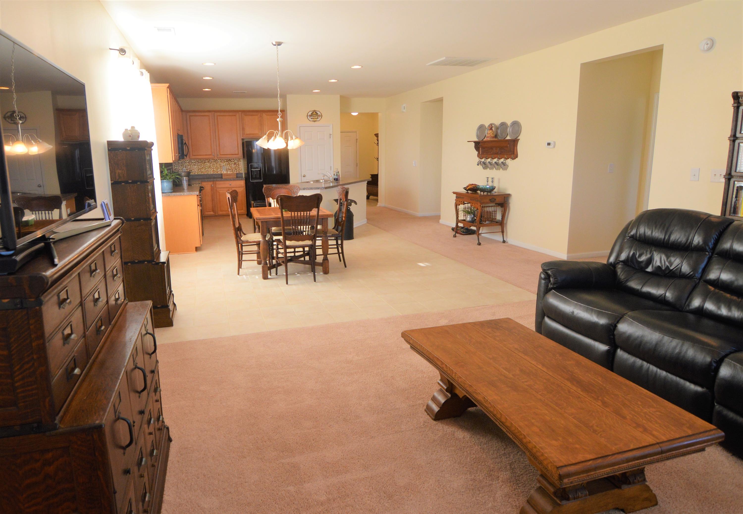 306 Mossy Wood Road Summerville, SC 29486 - Photo 16 of 43 Family Room looking towards kitchen