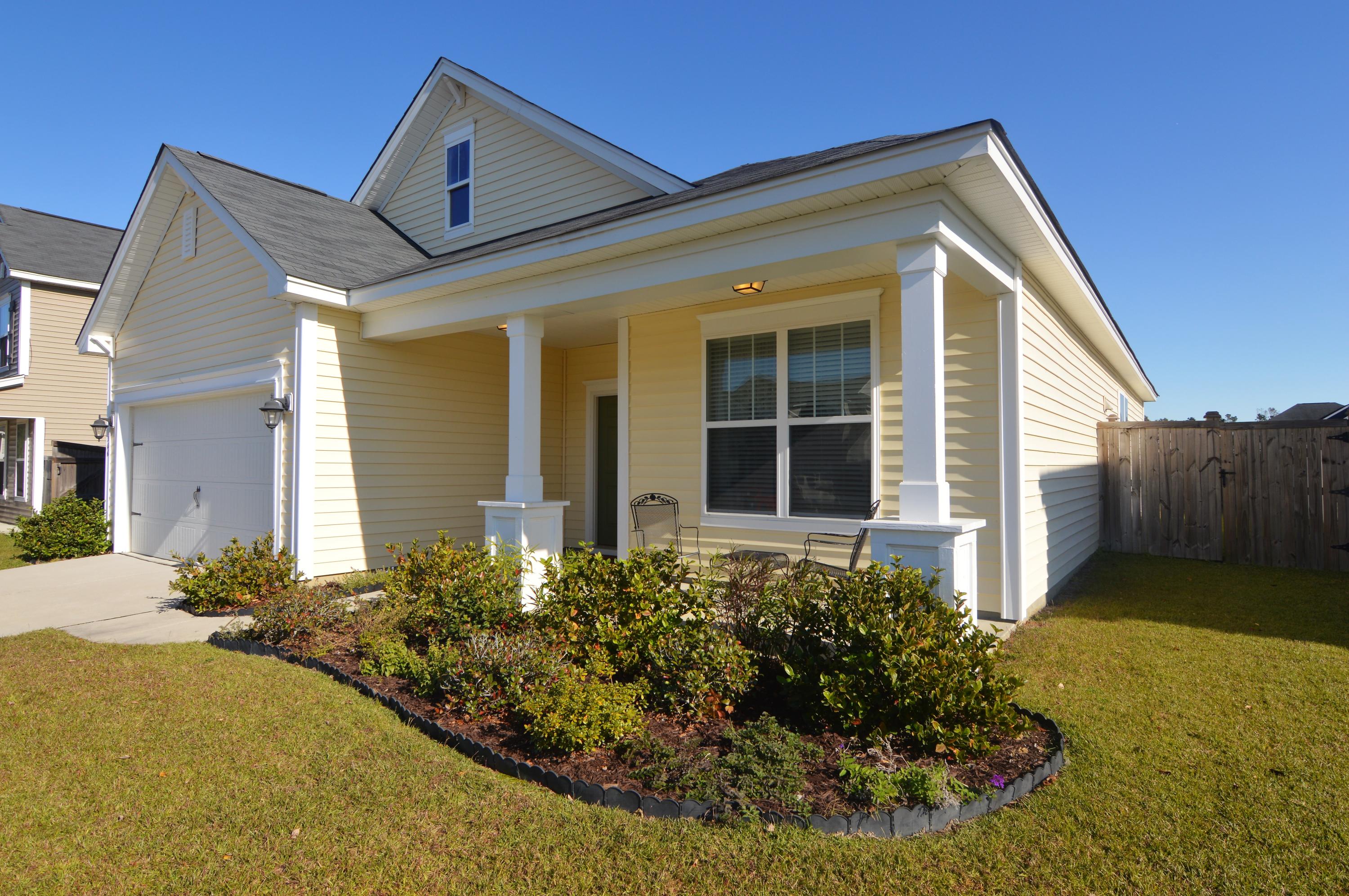 306 Mossy Wood Road Summerville, SC 29486 - Photo 3 of 43 Close-up