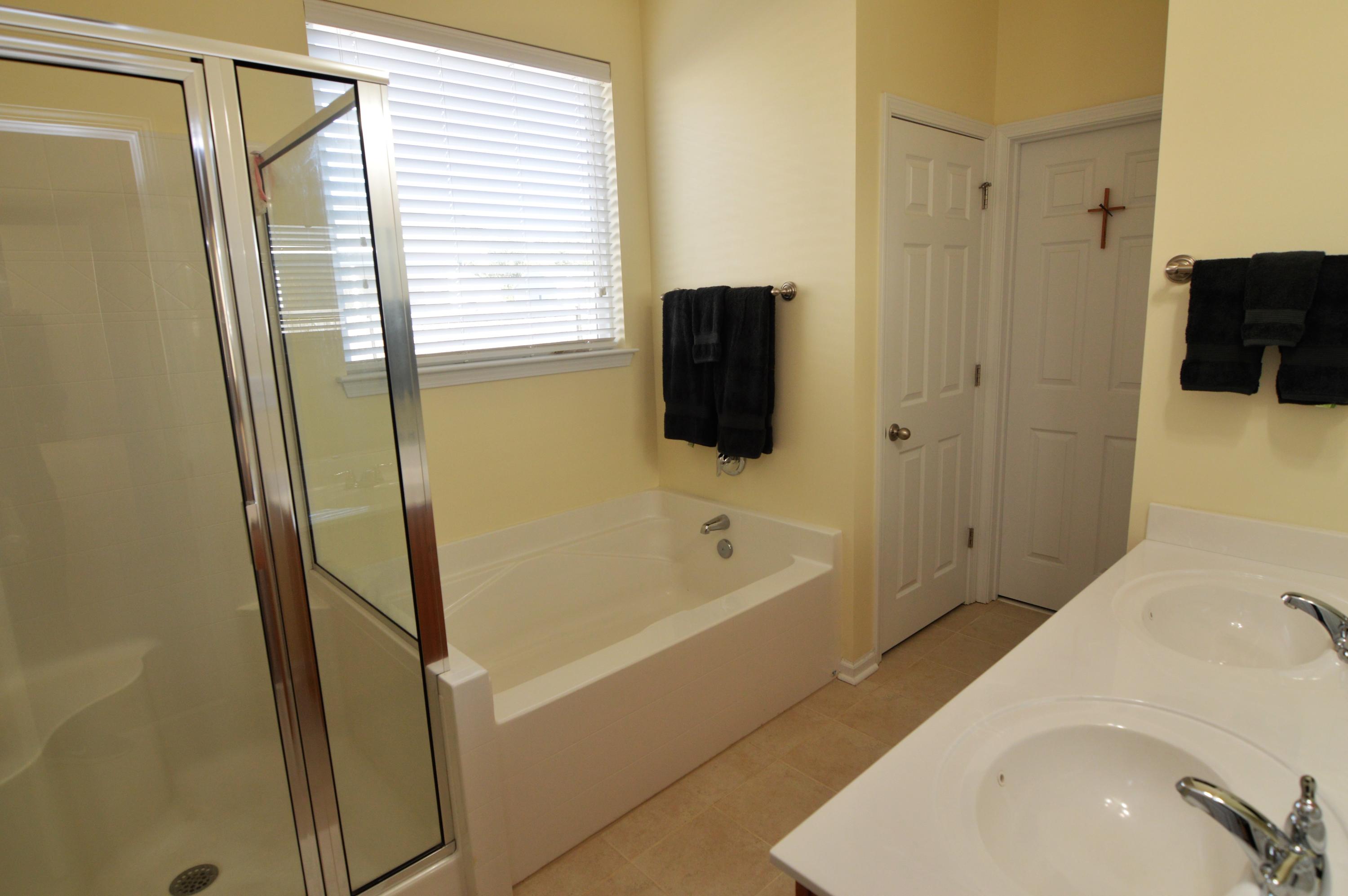 306 Mossy Wood Road Summerville, SC 29486 - Photo 24 of 43 Master Bath