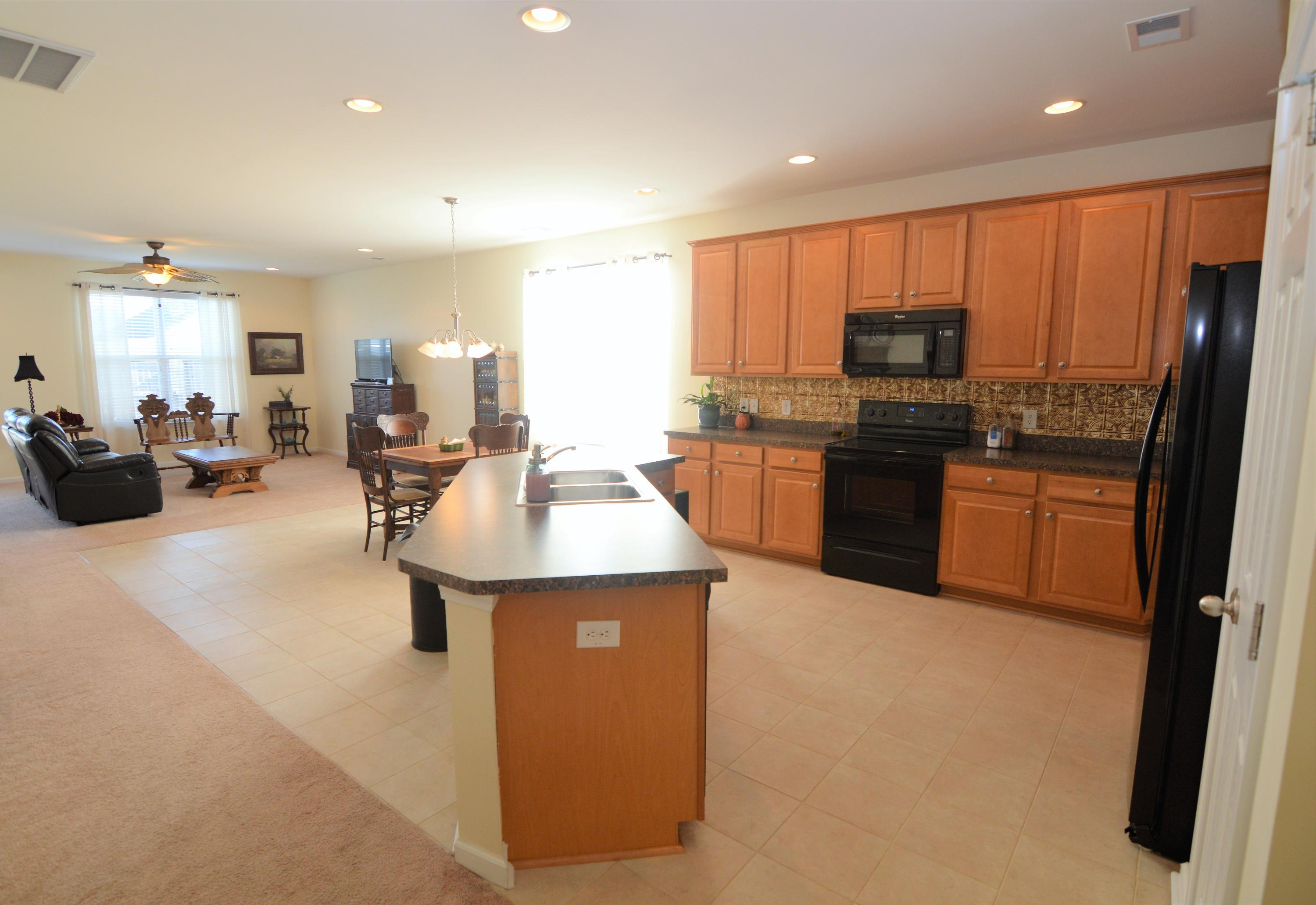 306 Mossy Wood Road Summerville, SC 29486 - Photo 10 of 43 Kitchen