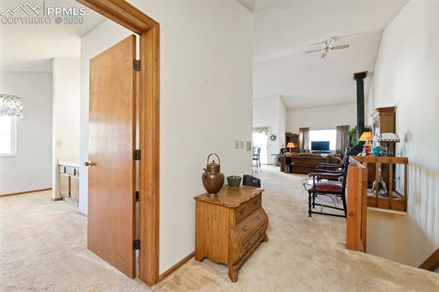 316 Raspberry Lane Monument, CO 80132 - Photo 6 of 26 Gallery Image 6