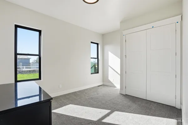 $975,000 | 320 West Homedale Road, Caldwell, ID 83607