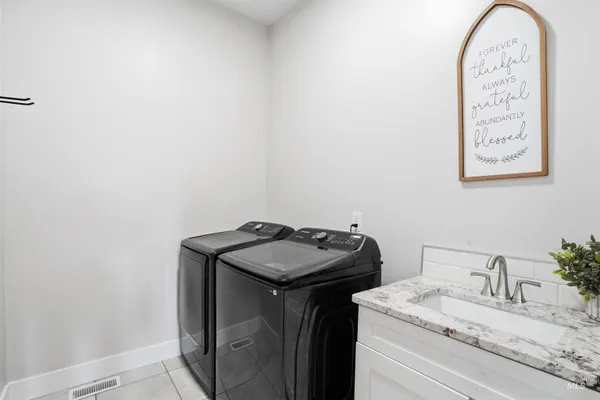 $975,000 | 320 West Homedale Road, Caldwell, ID 83607