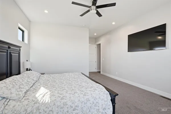 $975,000 | 320 West Homedale Road, Caldwell, ID 83607