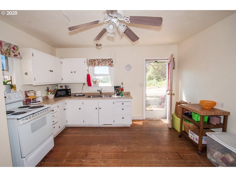 33094 Southwest JP W Road Scappoose, OR 97056 - Photo 14 of 14 Gallery Image 14