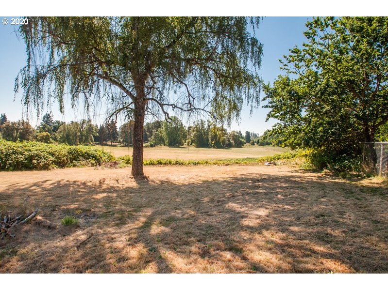 33094 Southwest JP W Road Scappoose, OR 97056 - Photo 4 of 14 Gallery Image 4