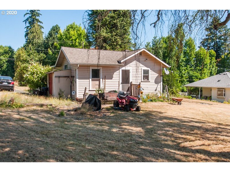33094 Southwest JP W Road Scappoose, OR 97056 - Photo 5 of 14 Gallery Image 5