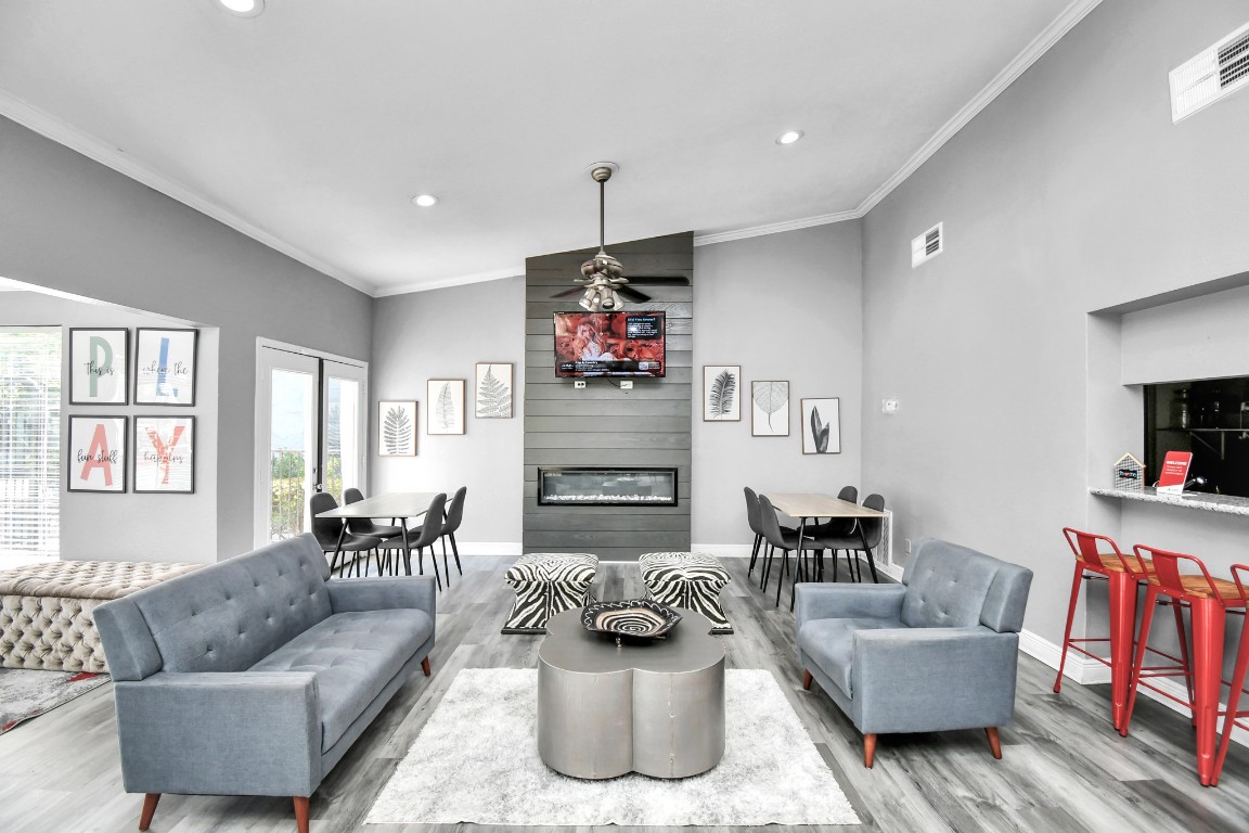 5959 Bonhomme Road, Unit 144R Houston, TX 77036 - Photo 4 of 25