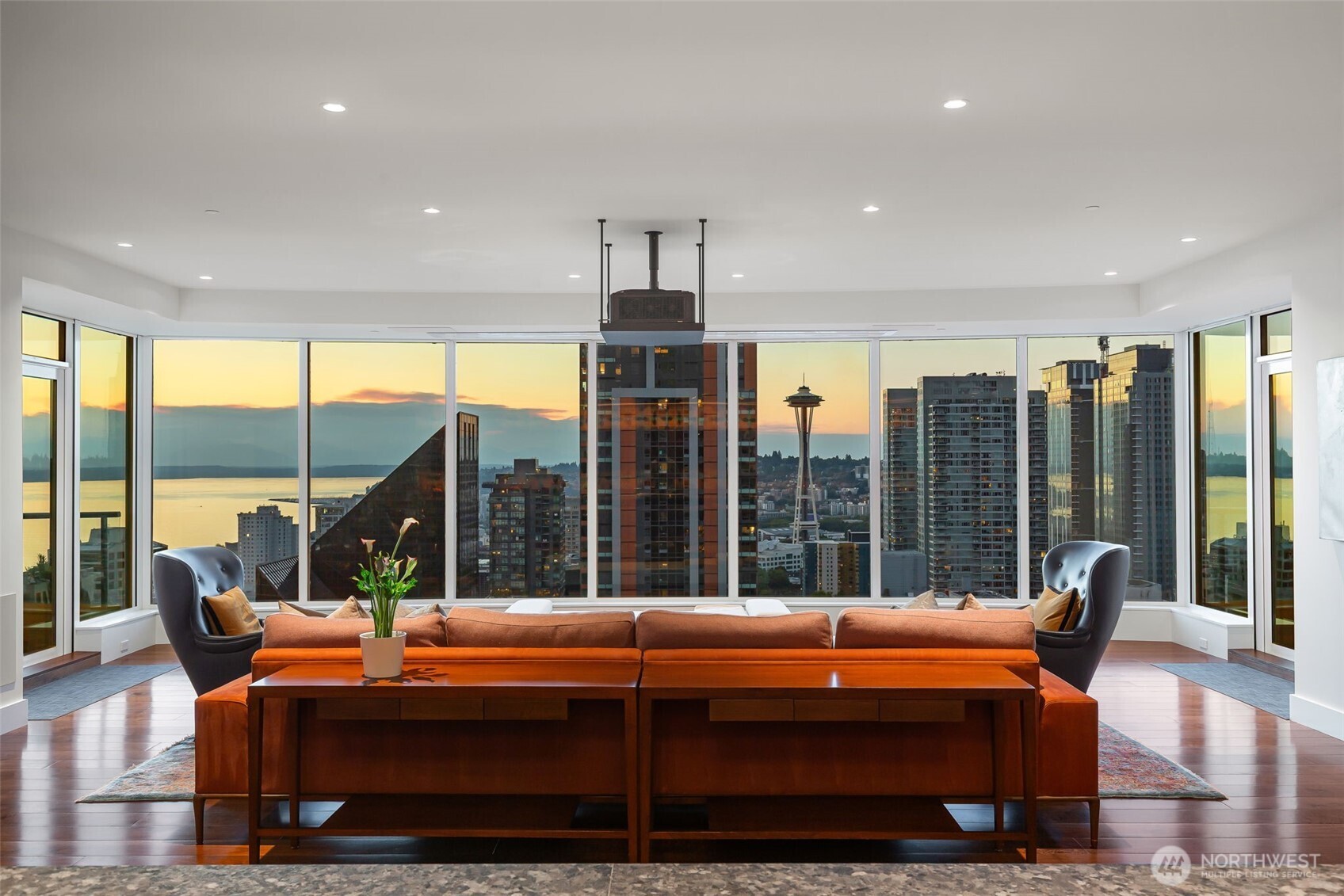 1920 4th Avenue, Unit PH101 Seattle, WA 98101 - Photo 18 of 40 a outdoor living space with furniture and garden view