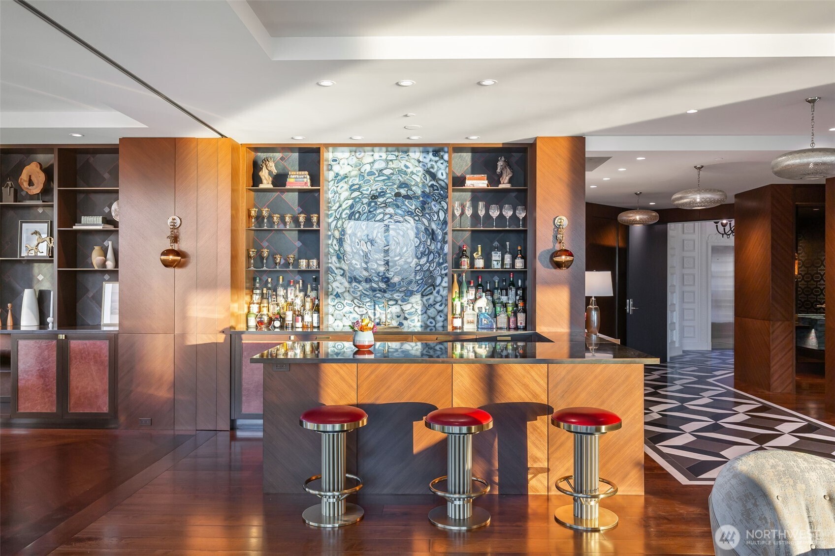 1920 4th Avenue, Unit PH101 Seattle, WA 98101 - Photo 20 of 40 a outdoor space with lots of chairs