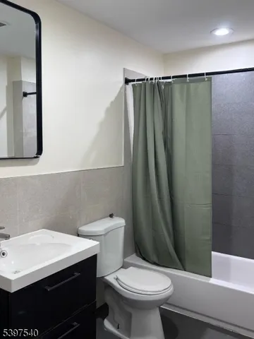 $2,350 | 73 Ferry Street, Unit 6, Newark, NJ 07105