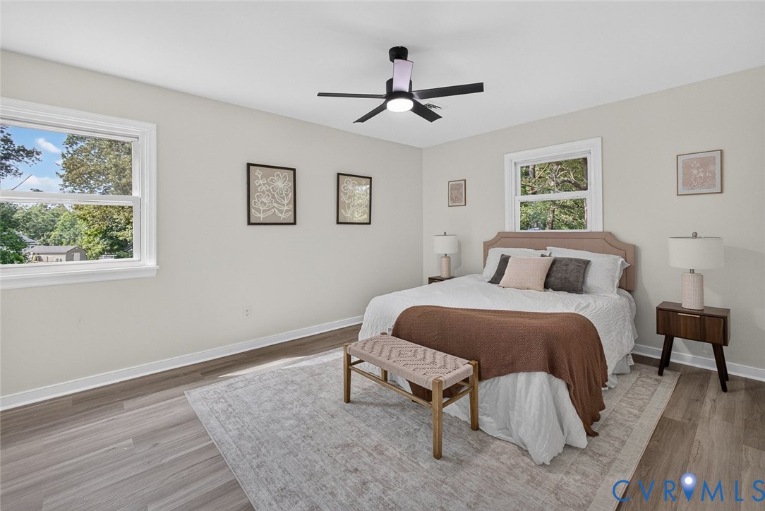 6581 Rural Point Road Mechanicsville, VA 23116 - Photo 13 of 58 Wood-finish flooring with light-toned walls