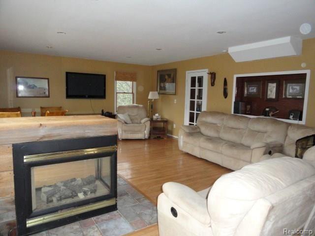 2154 Broker Road Lapeer, MI 48446 - Photo 21 of 38