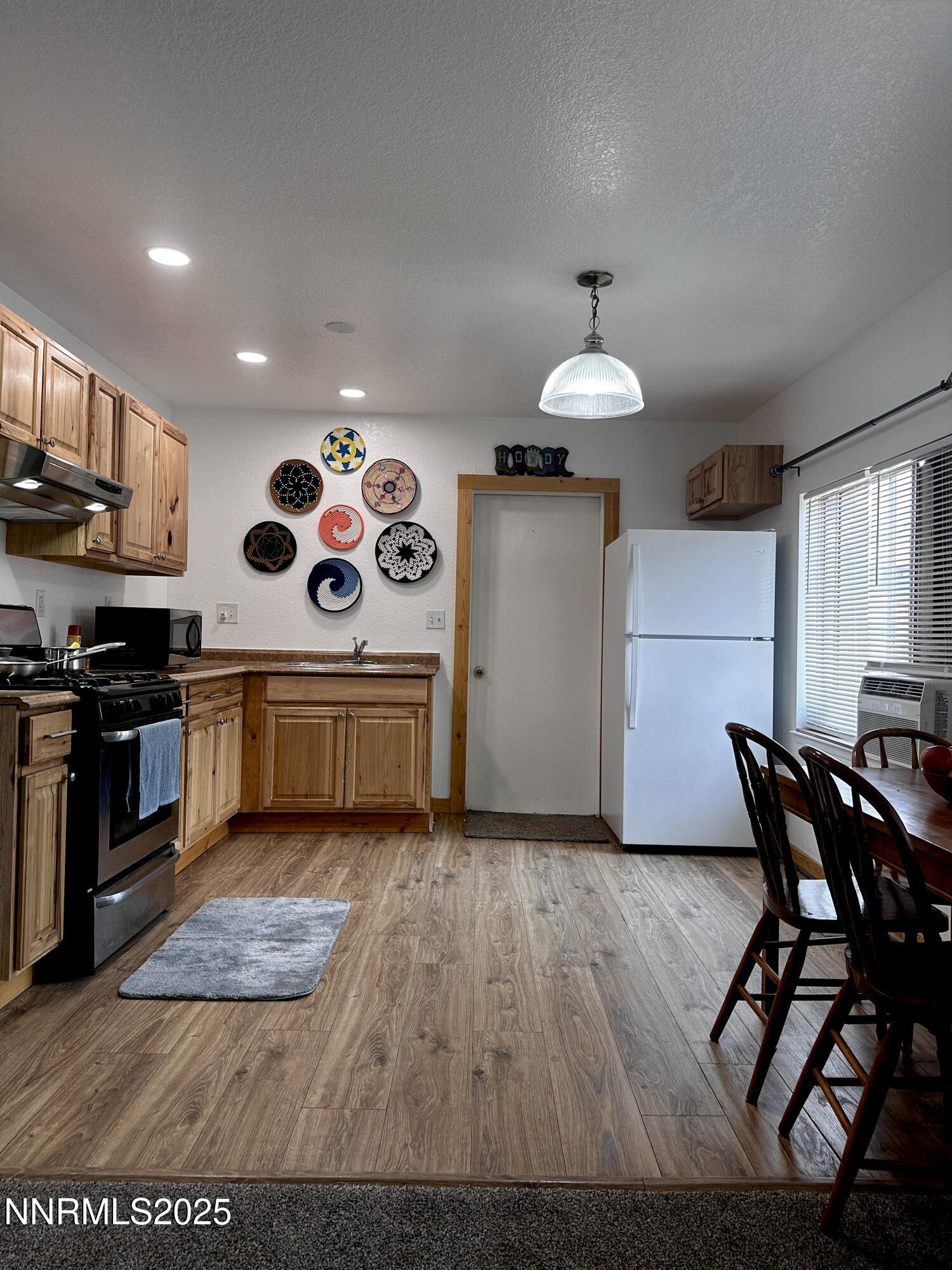 668 Spokane Street Reno, NV 89512 - Photo 6 of 20 IMG_3241