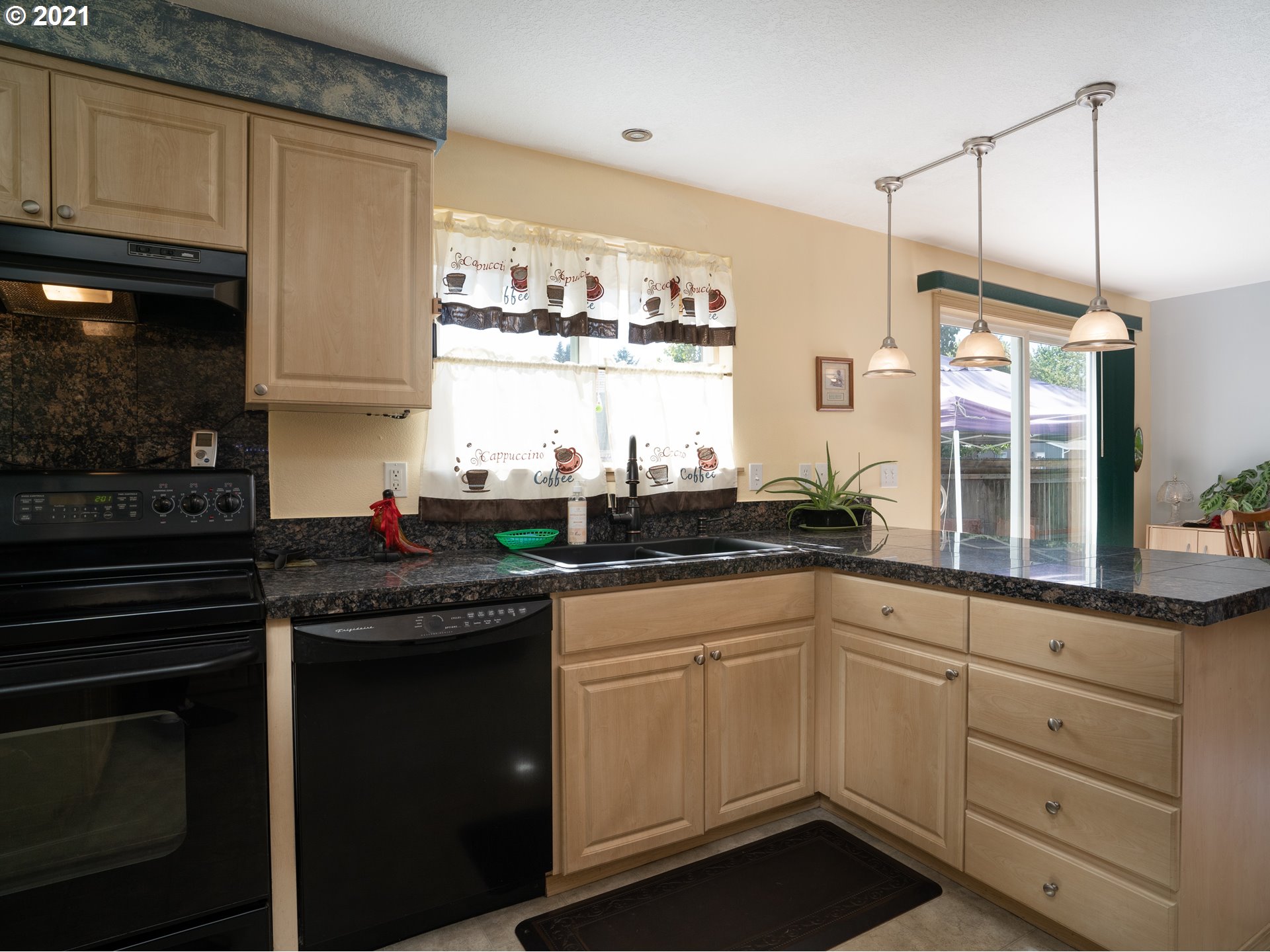52403 Miller Road Scappoose, OR 97056 - Photo 12 of 32 Gallery Image 12