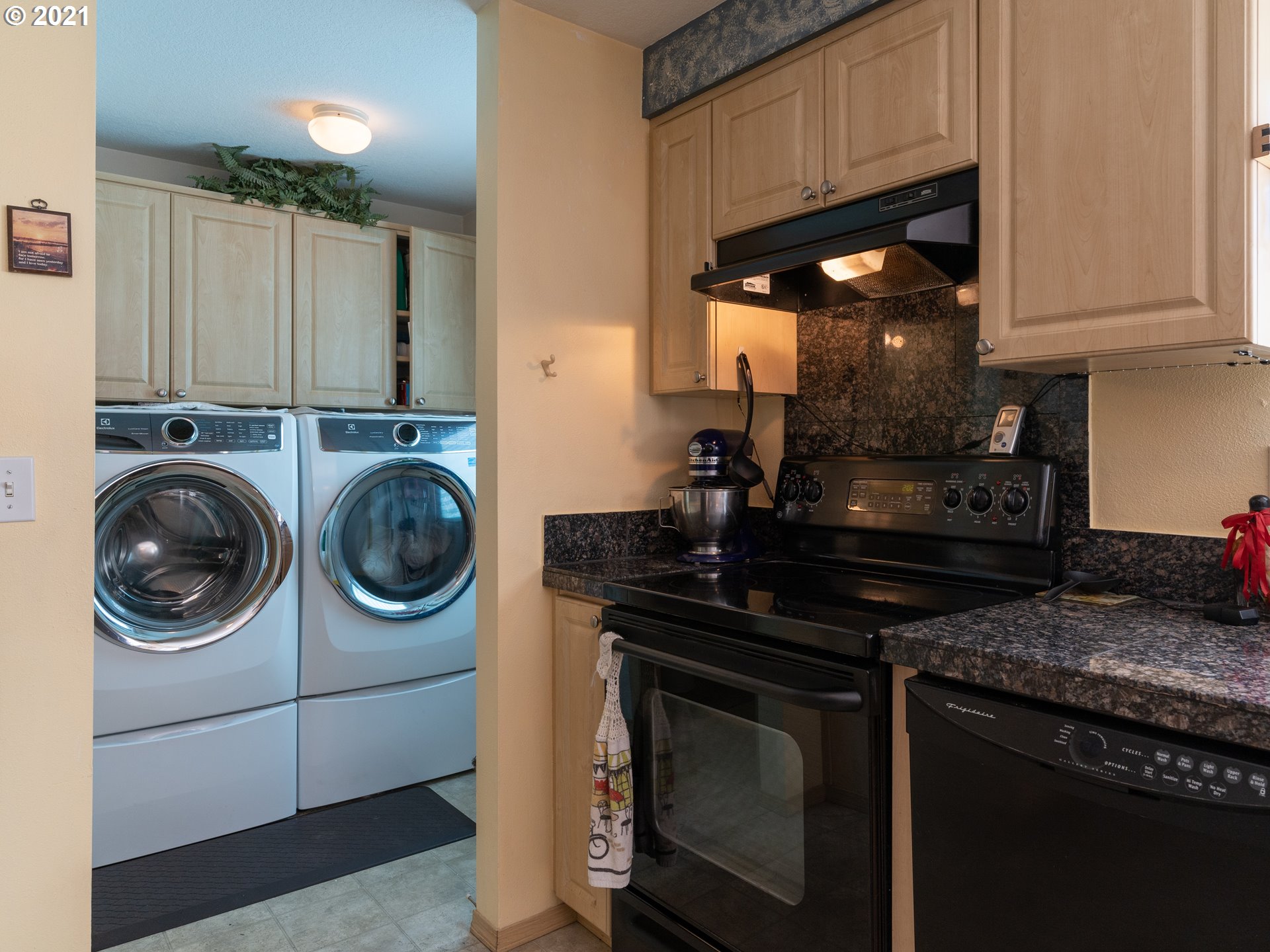 52403 Miller Road Scappoose, OR 97056 - Photo 13 of 32 Gallery Image 13