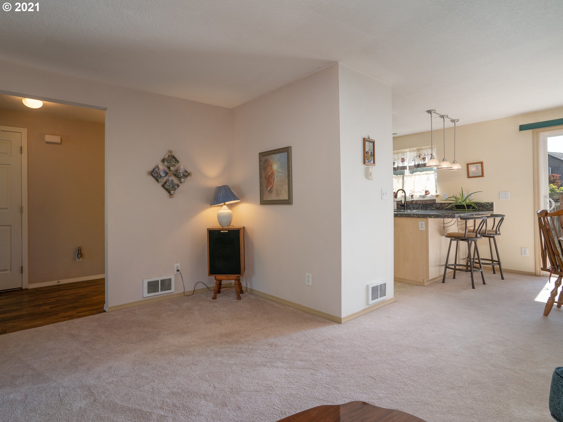 52403 Miller Road Scappoose, OR 97056 - Photo 6 of 32 Gallery Image 6