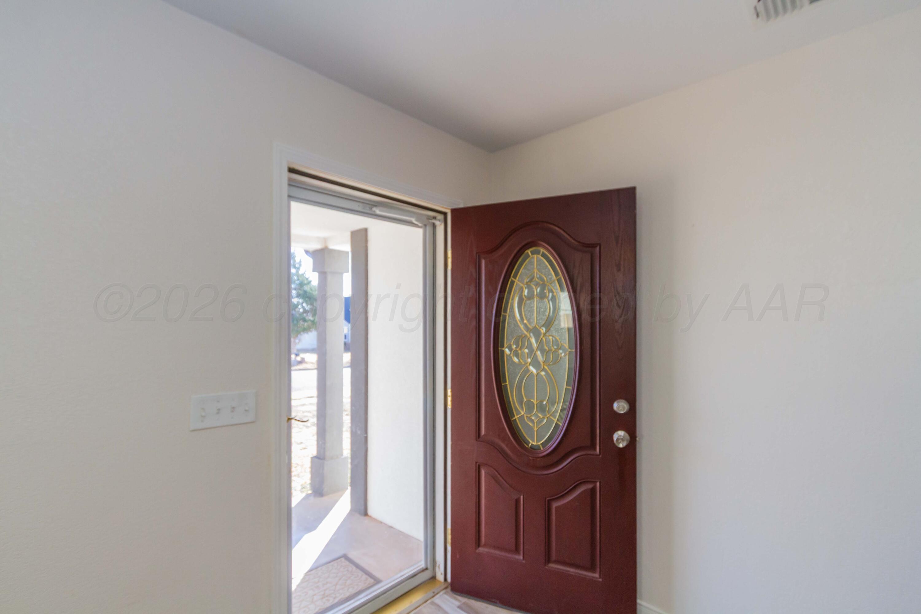706 Pittsburg Street Amarillo, TX 79104 - Photo 3 of 22 a view of stairs