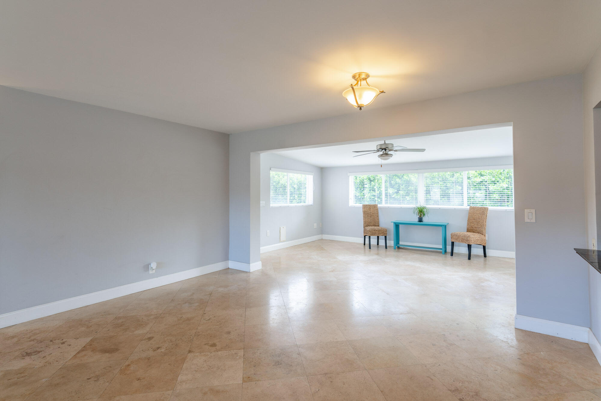528 Harbour Road North Palm Beach, FL 33408 - Photo 4 of 25 IMG-10