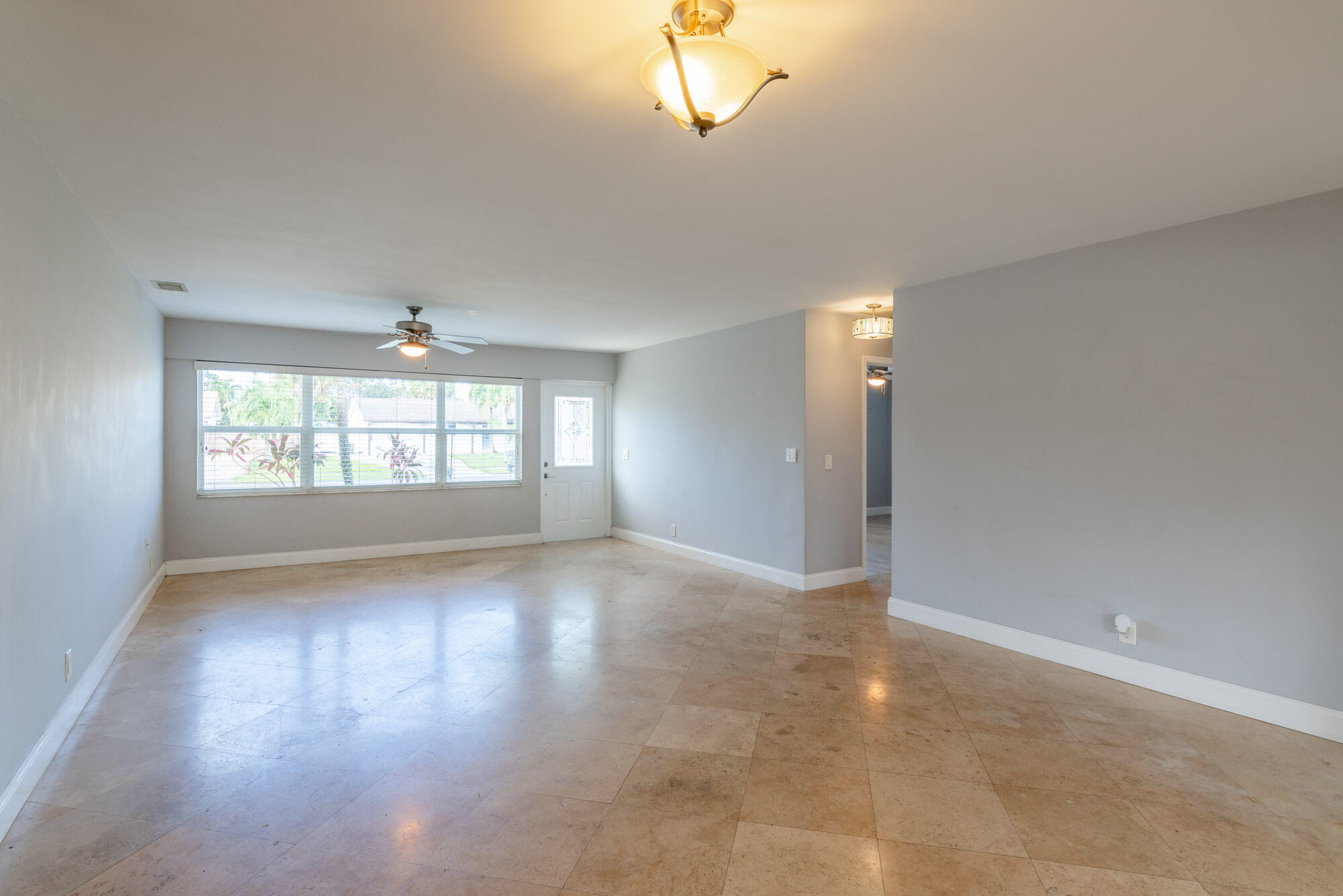 528 Harbour Road North Palm Beach, FL 33408 - Photo 7 of 25 IMG-8