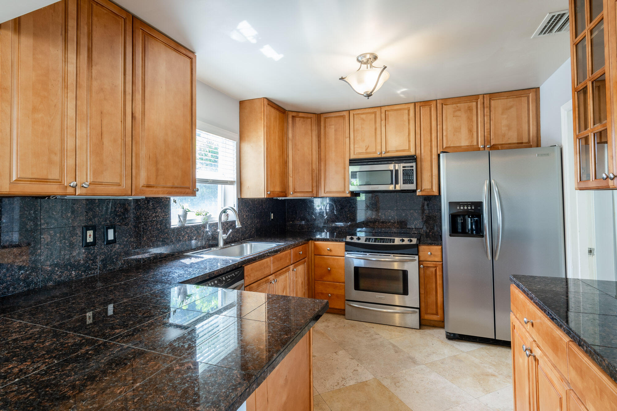 528 Harbour Road North Palm Beach, FL 33408 - Photo 9 of 25 IMG-18