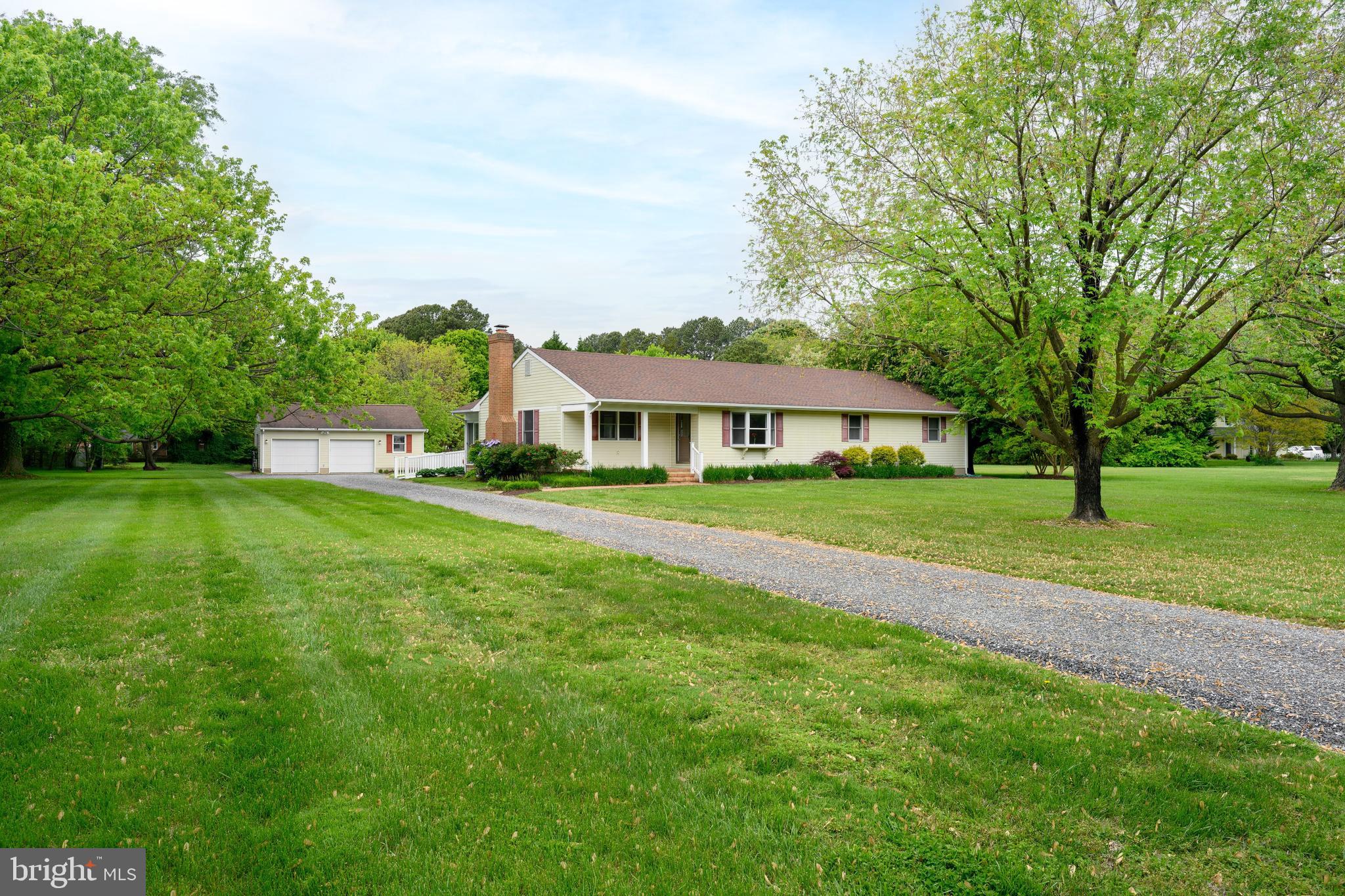 25714 Edgeview Road Royal Oak, MD 21662 - Photo 31 of 39 a front view of a house with garden