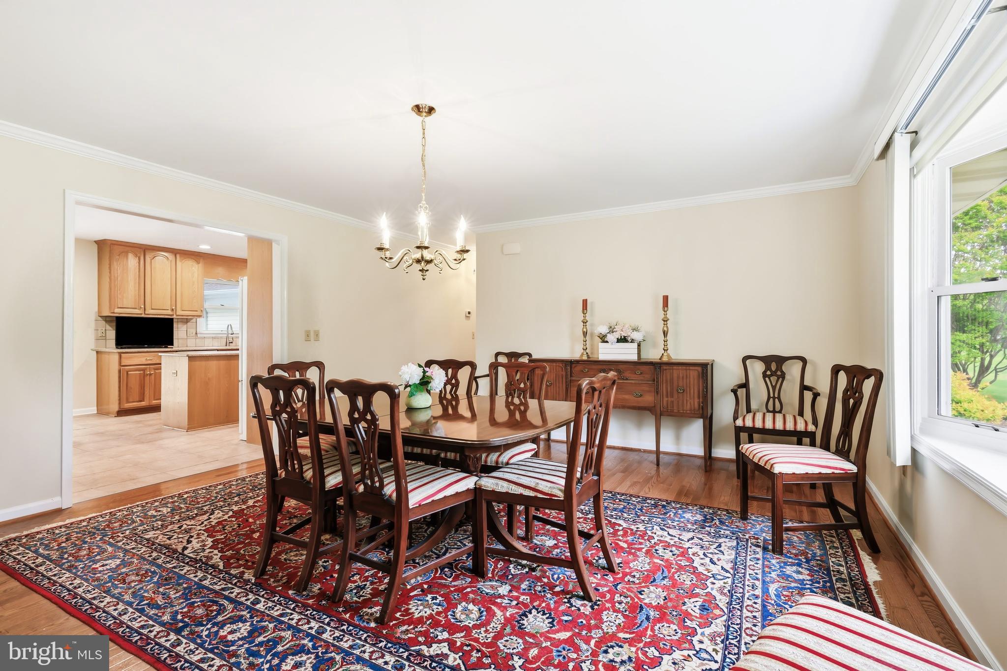 25714 Edgeview Road Royal Oak, MD 21662 - Photo 8 of 39 a view of a dining room with furniture