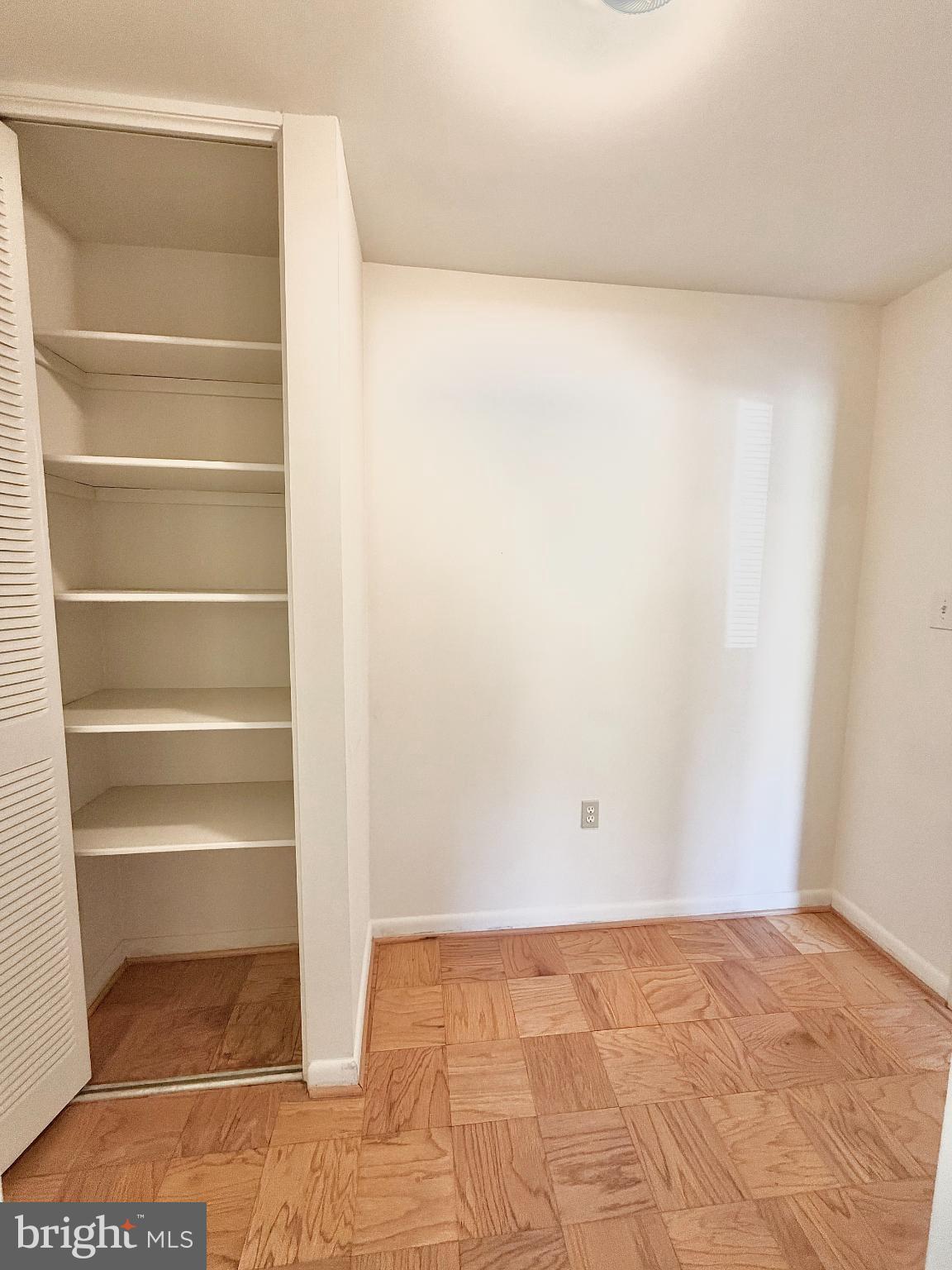 10661 Weymouth Street, Unit 101 Bethesda, MD 20814 - Photo 11 of 23