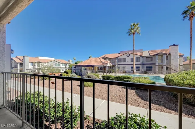 $269,000 | 1575 West Warm Springs Road, Unit 2613, Henderson, NV 89014