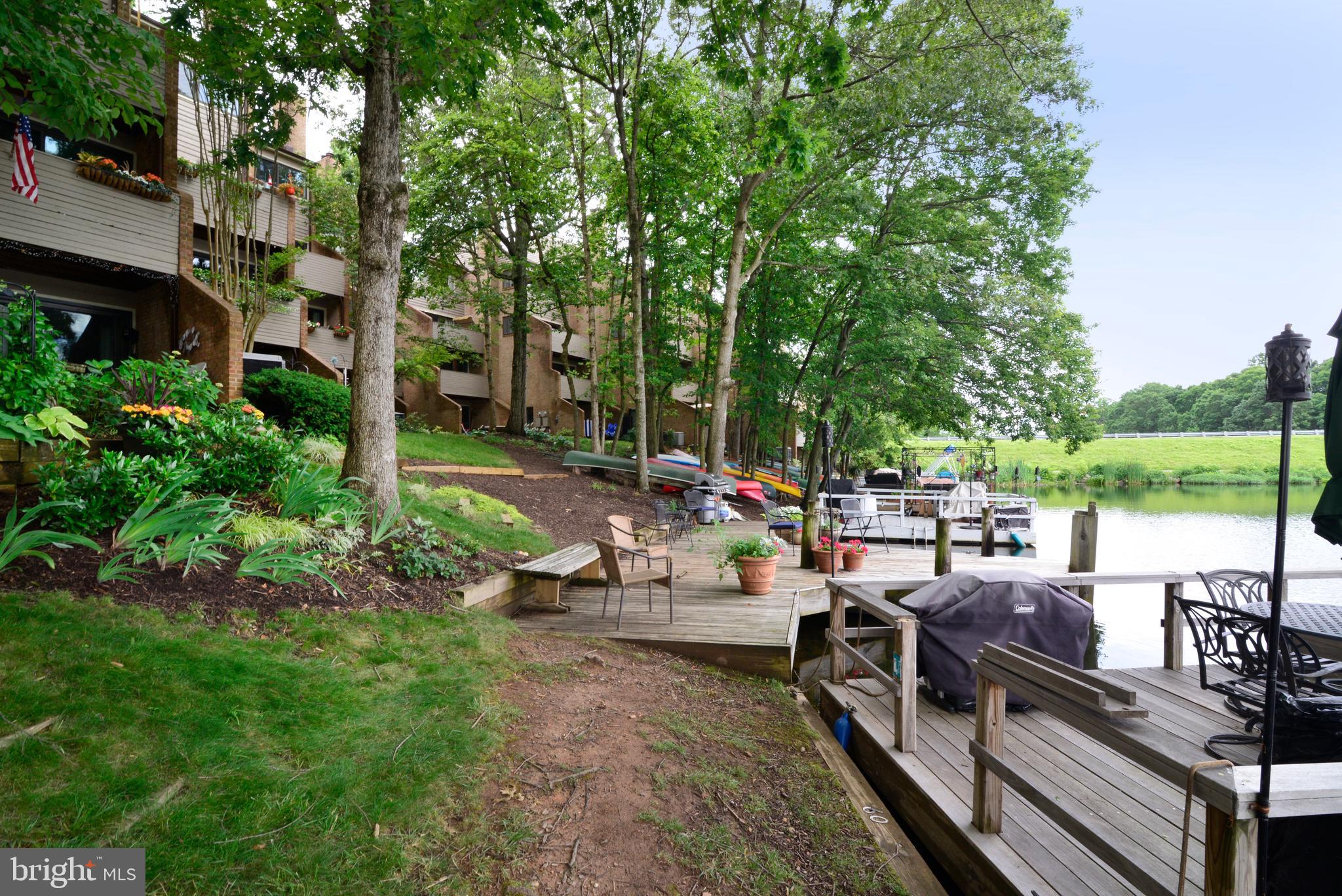 11128 Harbor Court Reston, VA 20191 - Photo 35 of 44 The community has great docks and a boardwalk.