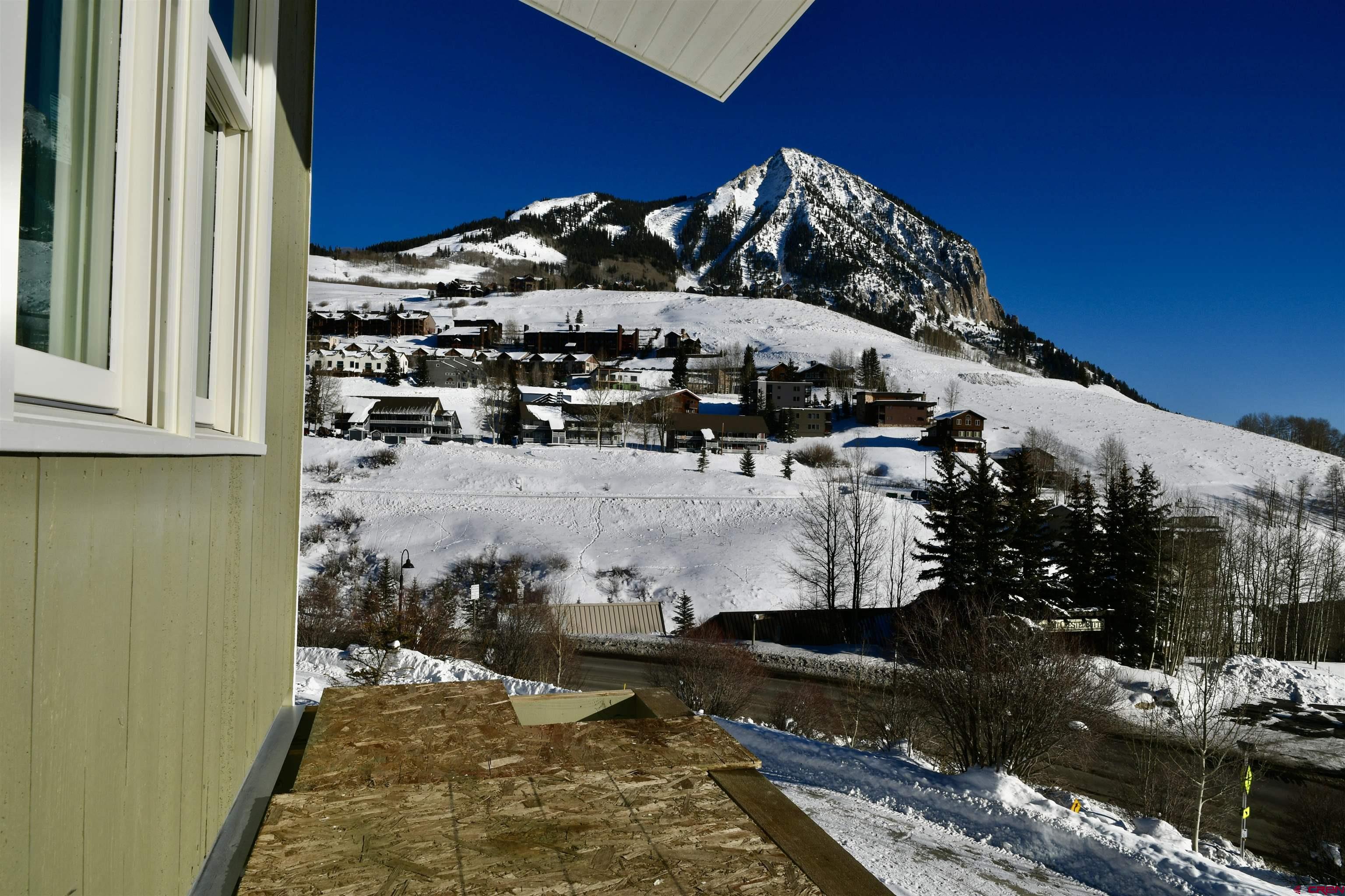 320 Horseshoe Crested Butte, CO 81225 - Photo 19 of 34 a view of a house with a yard