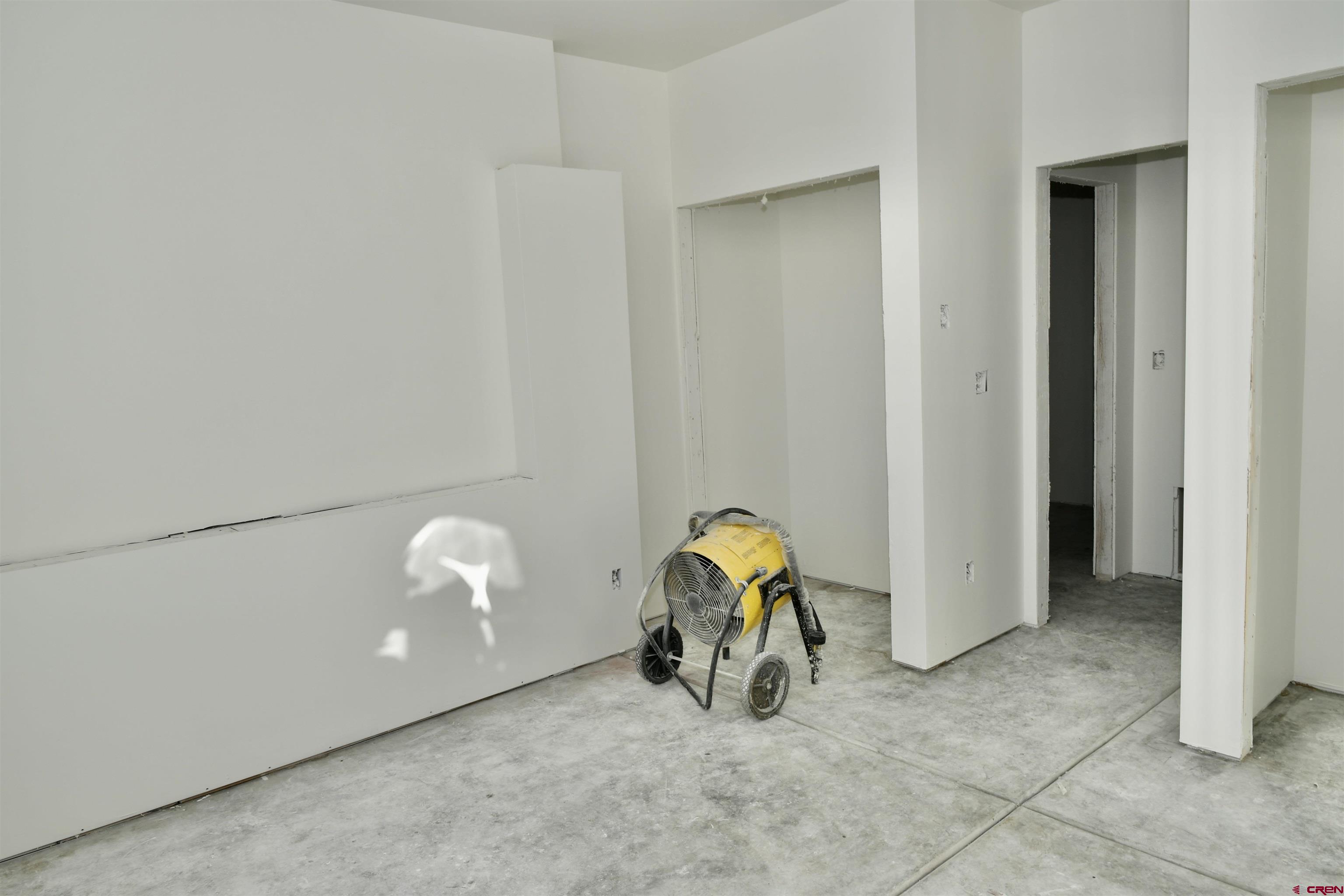 320 Horseshoe Crested Butte, CO 81225 - Photo 24 of 34 a view of a room with gym equipment