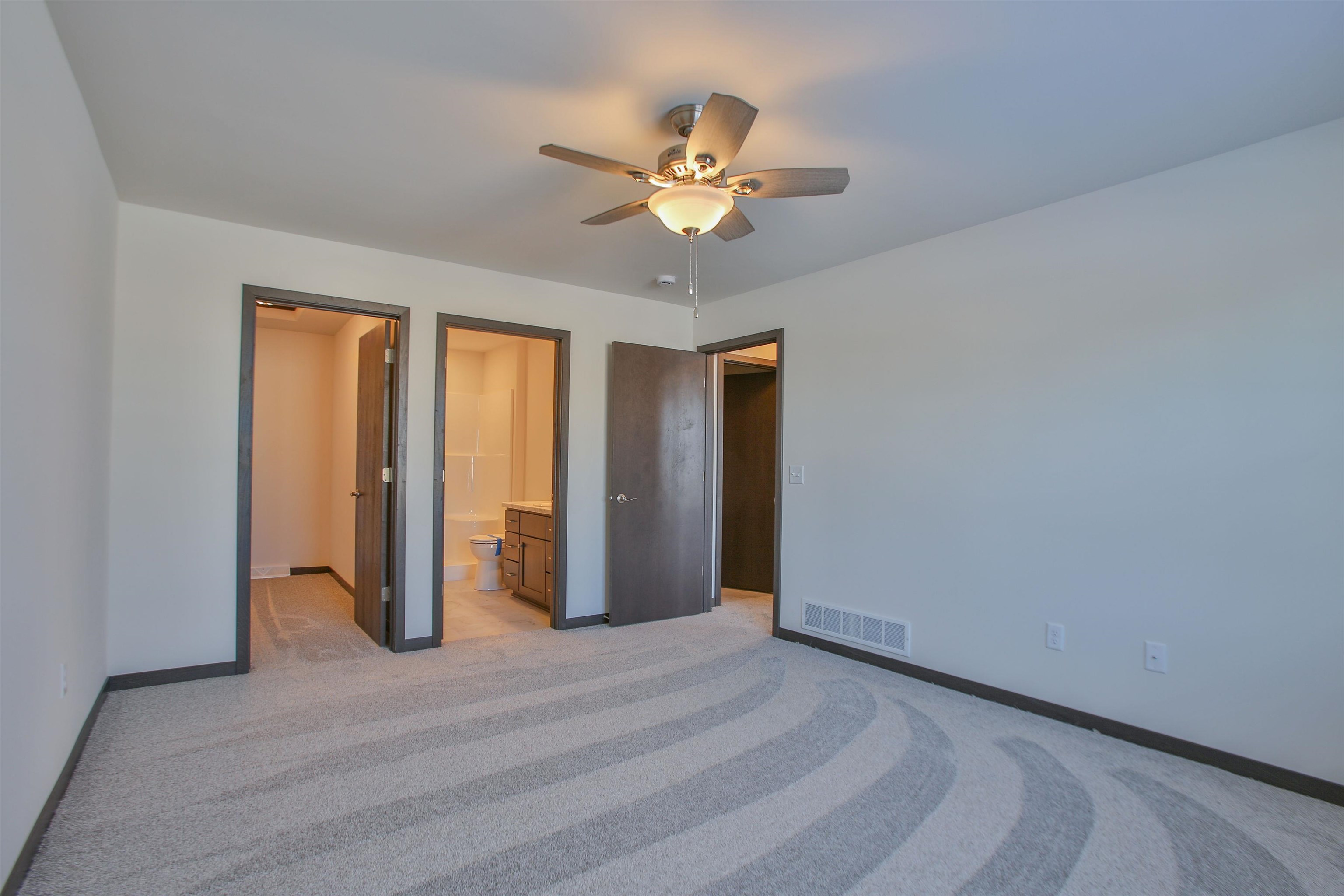 5596 Forest Creek Road, Unit FO24 Stevens Point, WI 54482 - Photo 15 of 21