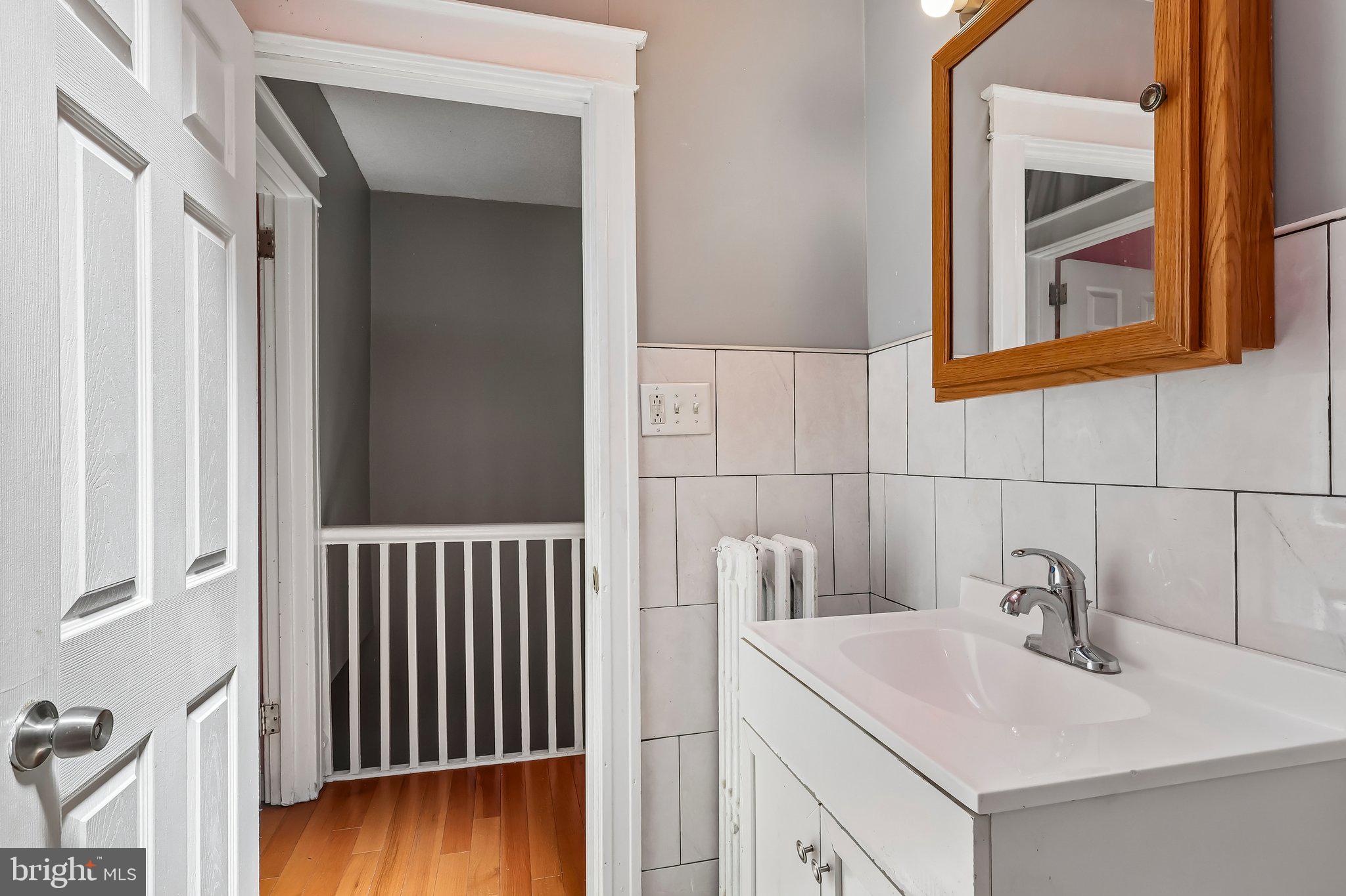 7046 Clover Lane Upper Darby, PA 19082 - Photo 21 of 27