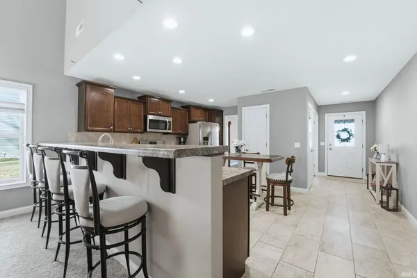 $399,900 | 5525 Kodiak Trail, Auburn, IN 46706