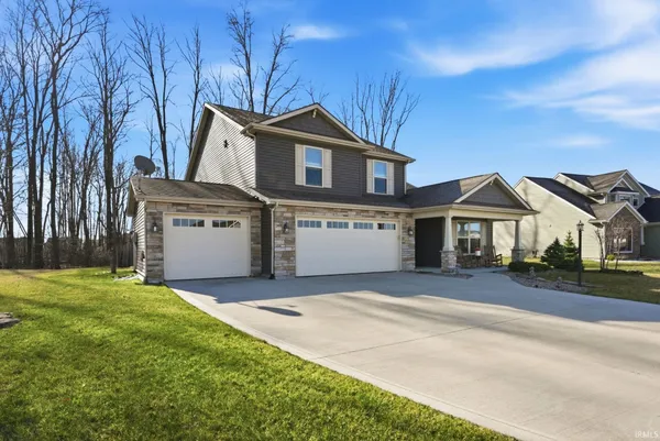 $399,900 | 5525 Kodiak Trail, Auburn, IN 46706