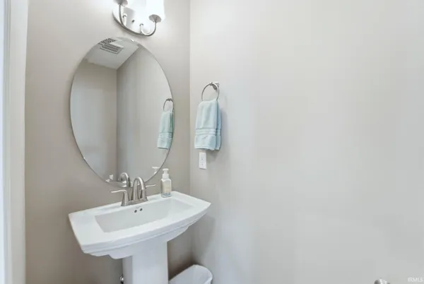 $399,900 | 5525 Kodiak Trail, Auburn, IN 46706