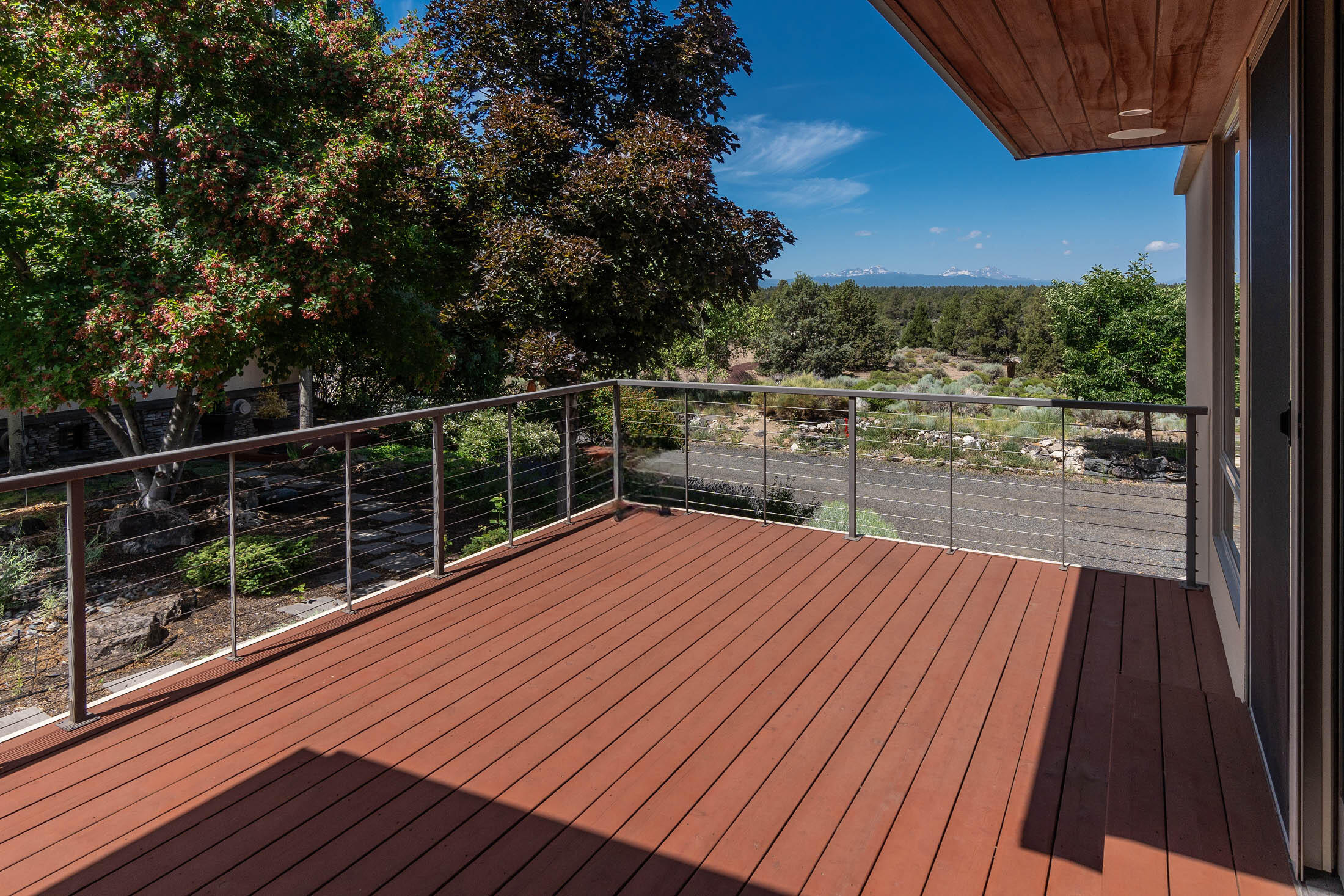 23555 Rickard Road Bend, OR 97702 - Photo 8 of 37 008