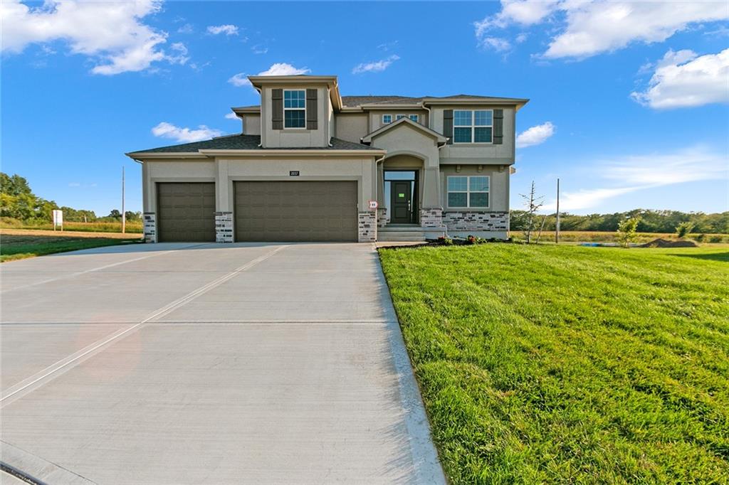 2037 Southwest Harvest Moon Ln  