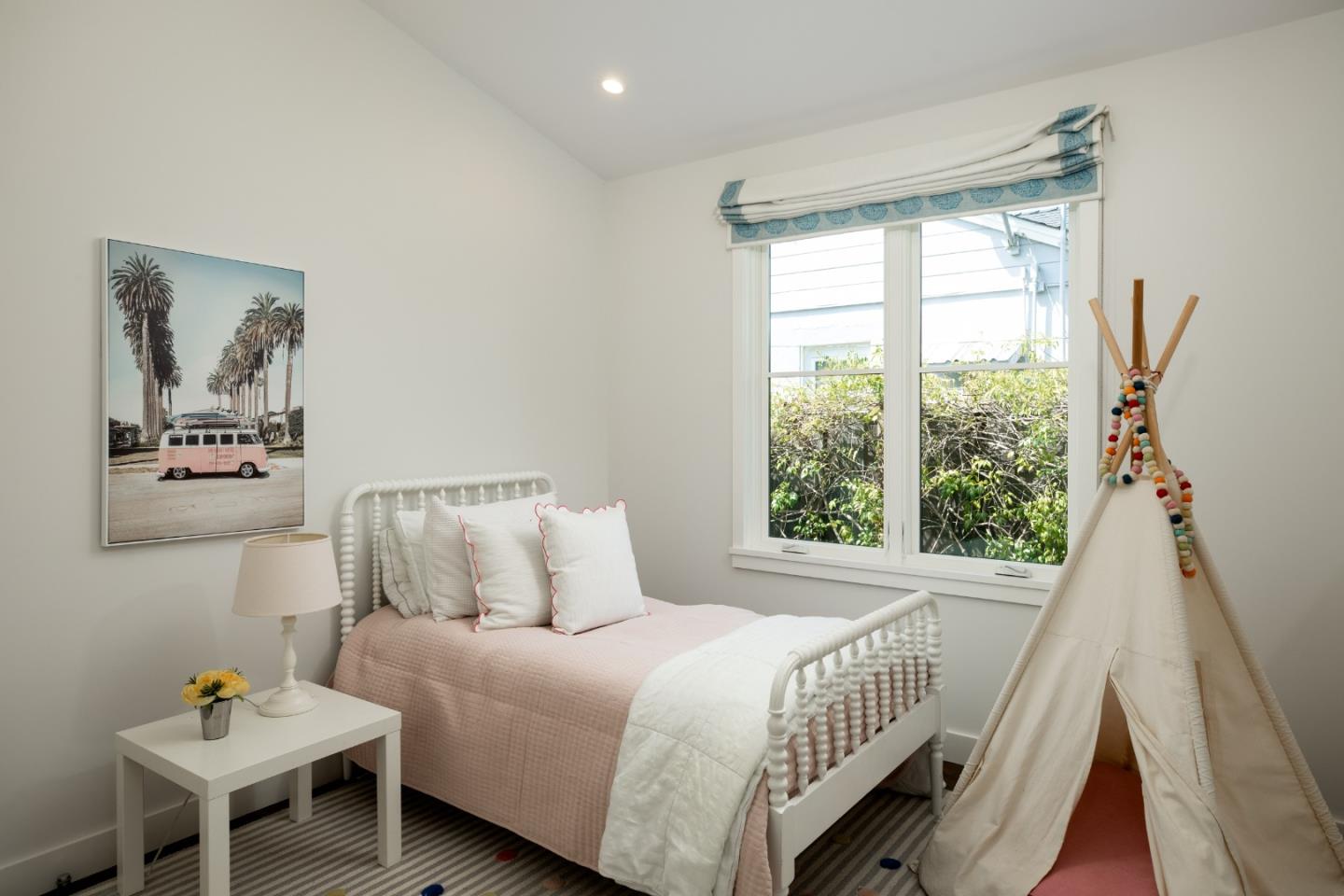 993 Embarcadero Road Palo Alto, CA 94303 - Photo 17 of 24