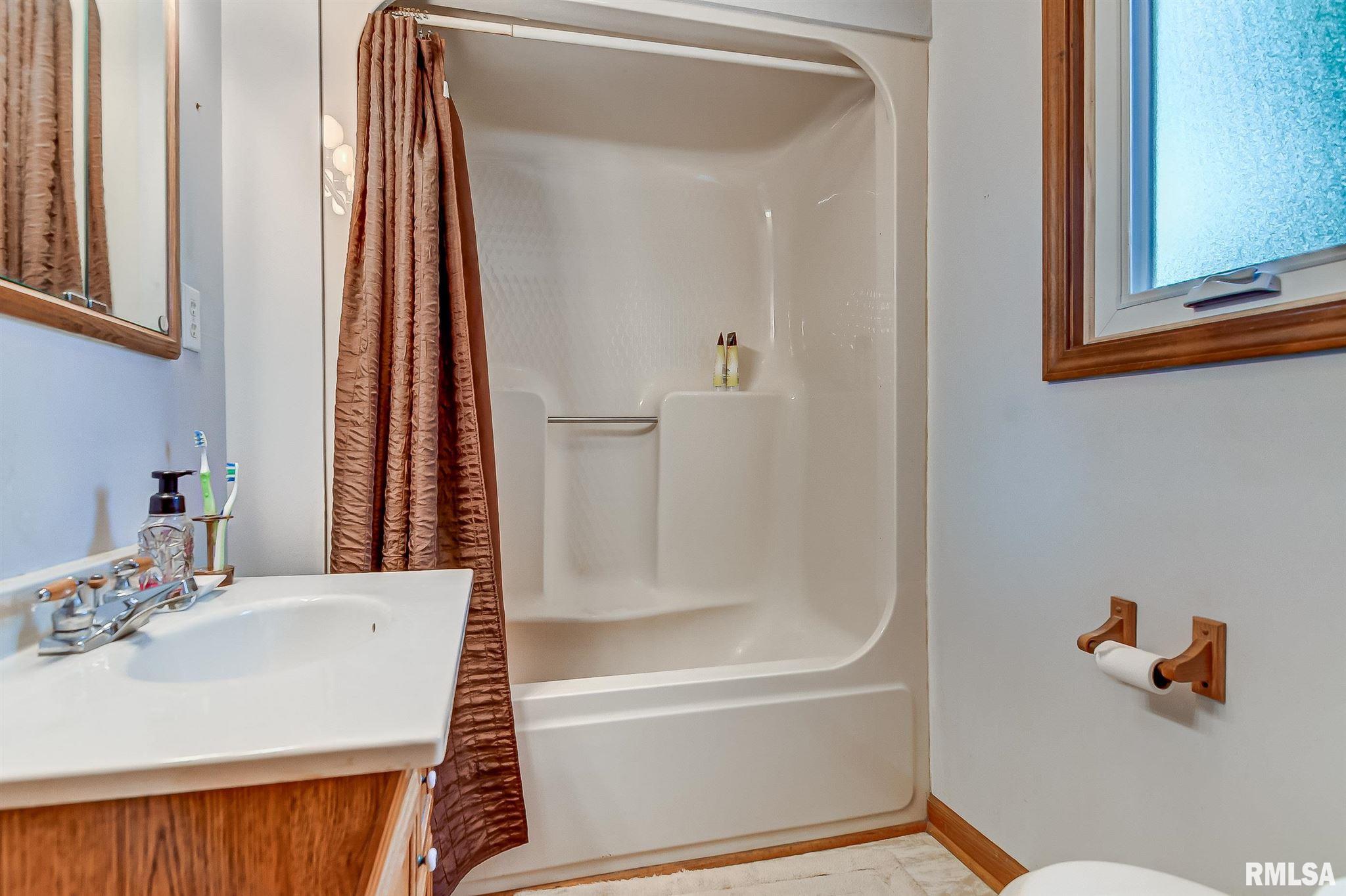 45 Ruth Court Springfield, IL 62704 - Photo 18 of 31 Gallery Image 18