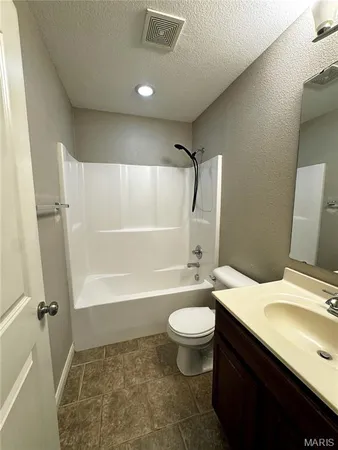 $245,900 | 134 Kale Court, St. Robert, MO 65584