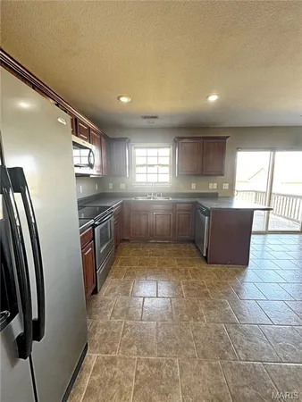 $245,900 | 134 Kale Court, St. Robert, MO 65584