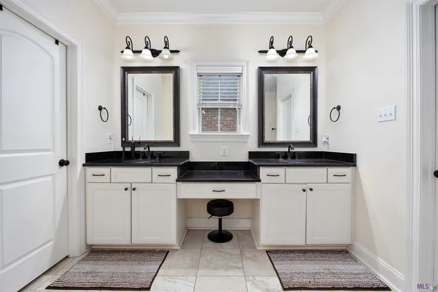 $379,000 | 3421 Meadow Grove Avenue, Zachary, LA 70791