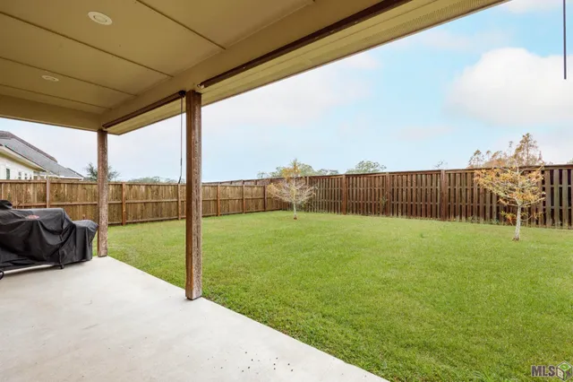 $379,000 | 3421 Meadow Grove Avenue, Zachary, LA 70791